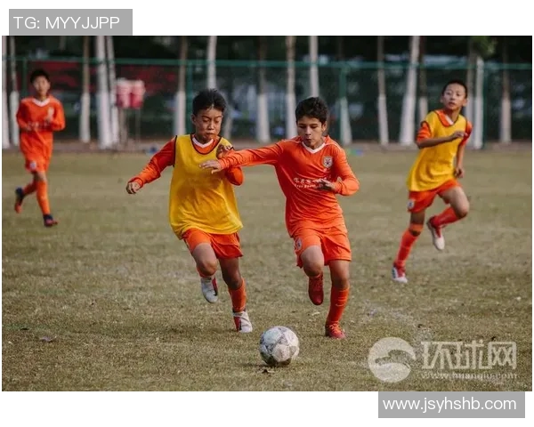足球传奇再现复古手办收藏 打造经典球星时光之旅