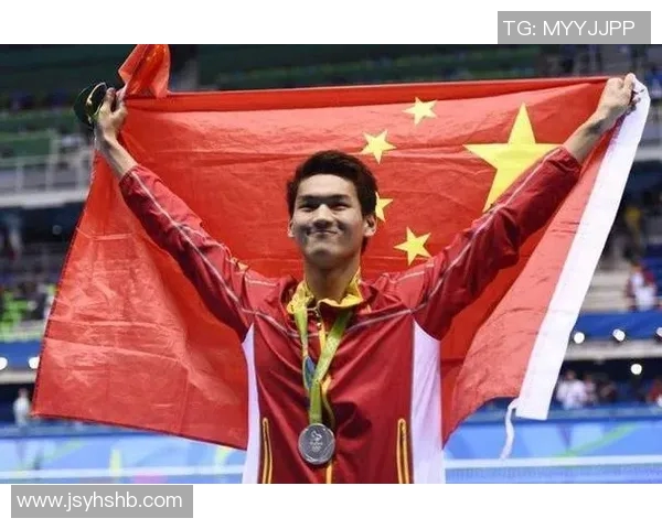 足球场上颜值与实力并存的帅气球星们，谁是你心中的绝对男神